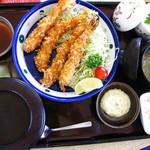 和食レストランとんでん - えびとかきのフライ膳 \1554