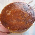 パティスリー・パリセヴェイユ - クィニーアマン　ログを読むと1年に10円ずつ値上げしているみたいですね。かなり大ぶり