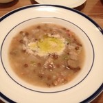 レンズ豆と根菜とパンのスープ