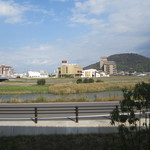 Honetsukidori Ikkaku - 窓から、土器川の風景が眺められます。