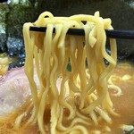 家系総本山 ラーメン 吉村家 - 麺リフト。