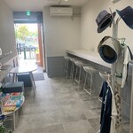 エスプレッソスタンド プラッツ - 店内