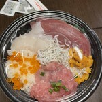 魚丼 - 