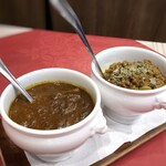 欧風カレー 白山舎  - ◆主人は「辛口ジャワカレー」と「伊万里牛キーマカレー」