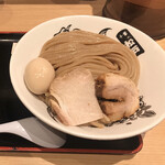 松戸富田麺業 - つけ麺、味玉、チャーシュー