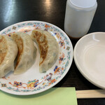 らーめん屋 - 餃子3個