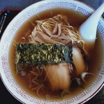 満州ニラら～めんの店 さかえや - 中華そば（中）