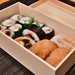Kanda Shinoda Sushi - しのだ・LKBプラス@税込1,070円：全部入り。期間限定？とのこと。