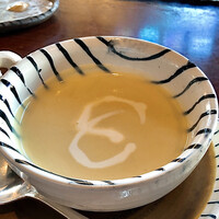 横浜瀬里奈 ステーキドーム - 