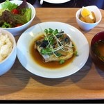 カフェ　セリ - 日替わりランチ"鯖の味噌煮"