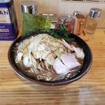 秋葉原ラーメン わいず - くたくたスタミナ野菜ラーメン(950円)