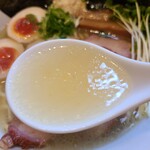 麺処 いち林 - スープ
