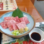 若寿司 - 料理写真:牛刺し