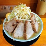ラーメン 盛太郎 - チャーシュー麺840円（野菜マシマシ）