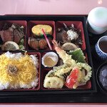 Daisen Heigen Gorufu Kurabu - 松花堂弁当