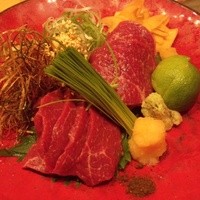 丸新 - 馬刺し