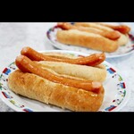 ソーセージとパンの店 MONJ! - 