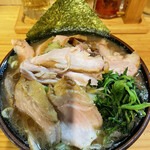 秋葉原ラーメン わいず - 野菜ラーメン+チャーシュー