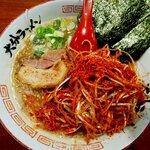 おめでたい - 大分濃厚生豚骨辛ねぎラーメン：790円