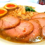 中華そば 一颯 - 肉そば・中 1050円 煮玉子 100円