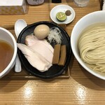 麺屋鈴春 - 塩つけ麺（300g)～かき油＋味玉＋藻塩&酢橘