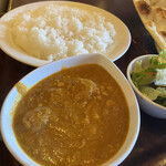 MASALA - ダルのカレーはポークで^ ^こっちはご飯