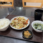 志村坂上食堂 - 回鍋肉定食