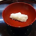 料理屋 植むら - 土鍋で蒸られる前のお米