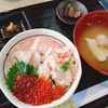 紋別漁師食堂 - 三色丼（ズワイ・ホタテ・イクラ）1540円