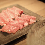 完全個室焼肉 GYU - A5ランクサーロイン・イチボの冷しゃぶ