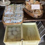 大本豆腐店 - 店内販売品一例