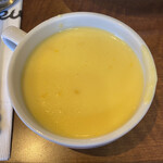 Suteki No Asakuma - あさくまのコーンスープ昔ながらの洋食店の味わい
                        飲み放題ですが一杯しか飲めませんでした＾＾