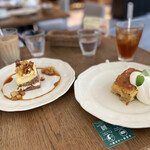 Afternoon Tea TEAROOM - 左:スイートポテトのショートケーキ 右:アップルパイ