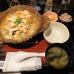 大戸屋 - 木の子と海鮮あんかけ土鍋ごはん定食 980円