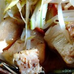 ゴールデンファイブヌードル - 豚アップ