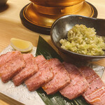 Yakiniku Ushibore - 