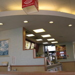 McDonald's - 旧デザインの店舗内部
