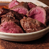 カルネジーオ イースト - 