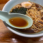 朝日屋 - 醤油がキツめなのに。ホント美味しいスープ❣️