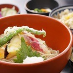 Ukiya - 京野菜を使った　旬野菜のおろし天そば御膳