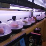 無添くら寿司 - ありがたい！お寿司がいっぱい流れています。(2021.09.20)