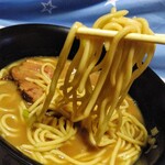 オーモリラーメン - 麺リフト