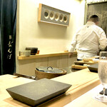 鮨 なんば - 大将の背中　分厚いのでした