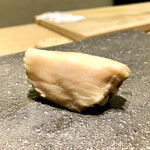 鮨 なんば - 薄切りを何枚か重ねで旨味倍増！