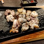 山内農場 - 地どり炭火焼き～旨塩～　並盛　1364円