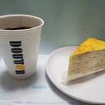 ドトールコーヒーショップ - ブレンドコーヒーＭとミルクレープ