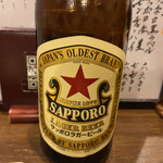 酒処 てらやま - 中瓶ビール(赤星)770円