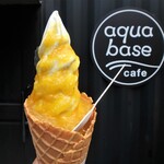 Aqua base cafe - マンゴーソフト￥594