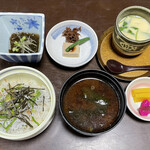 Matsushin - 先付、小鉢、蒸し物、ミニしらす丼、味噌汁、漬物