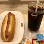 DOUTOR - アイスコーヒー(S)¥224とジャーマンドック¥224